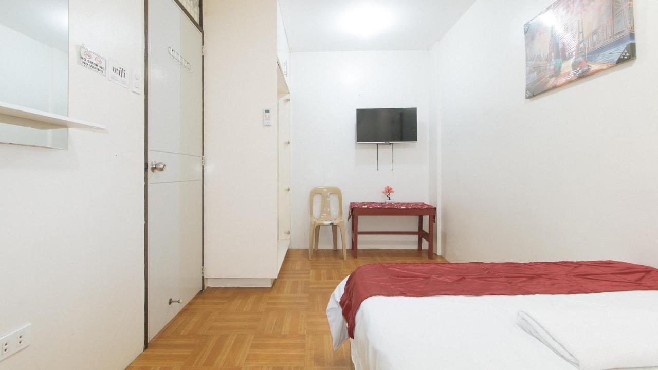 Nearest Hostel Pasay City By Reddoorz Exteriör bild