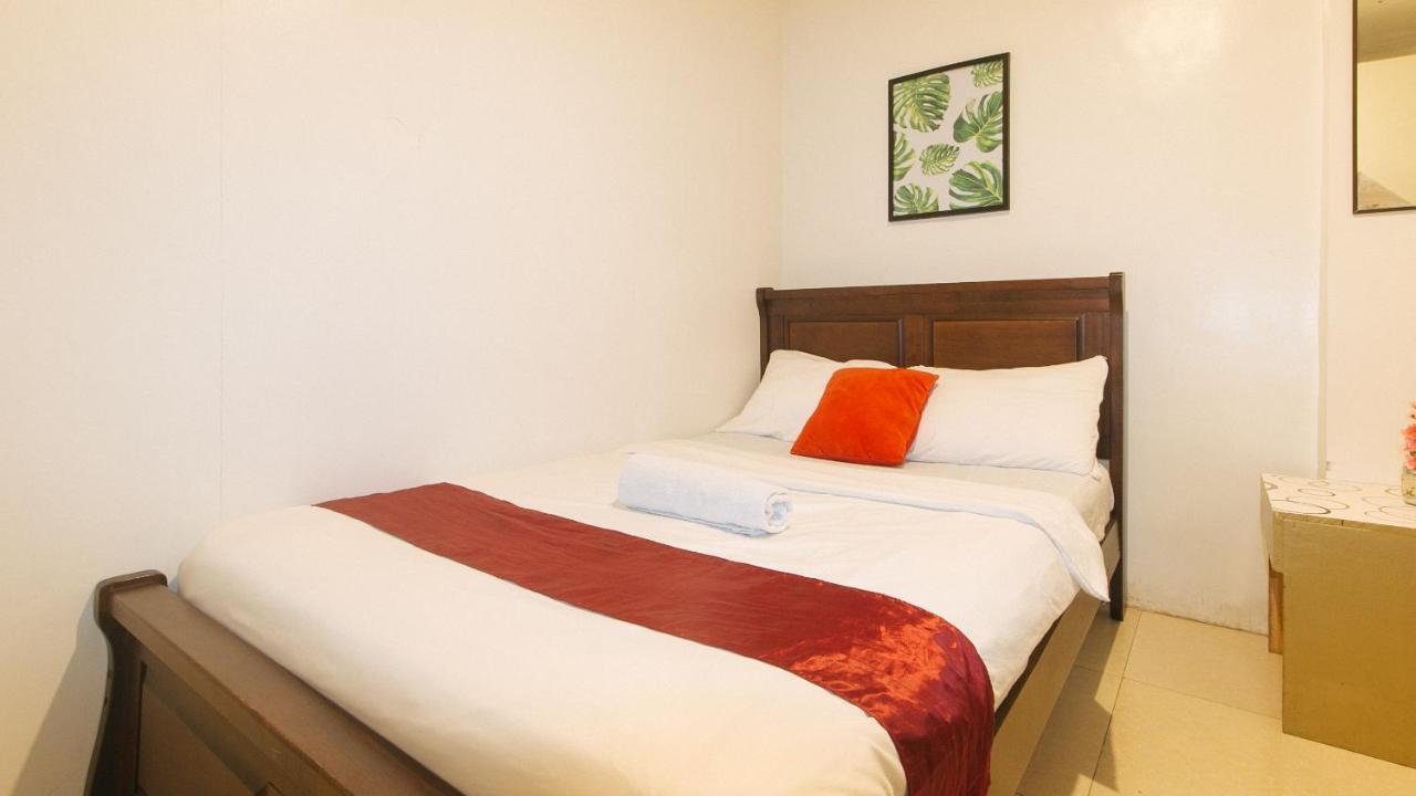 Nearest Hostel Pasay City By Reddoorz Exteriör bild